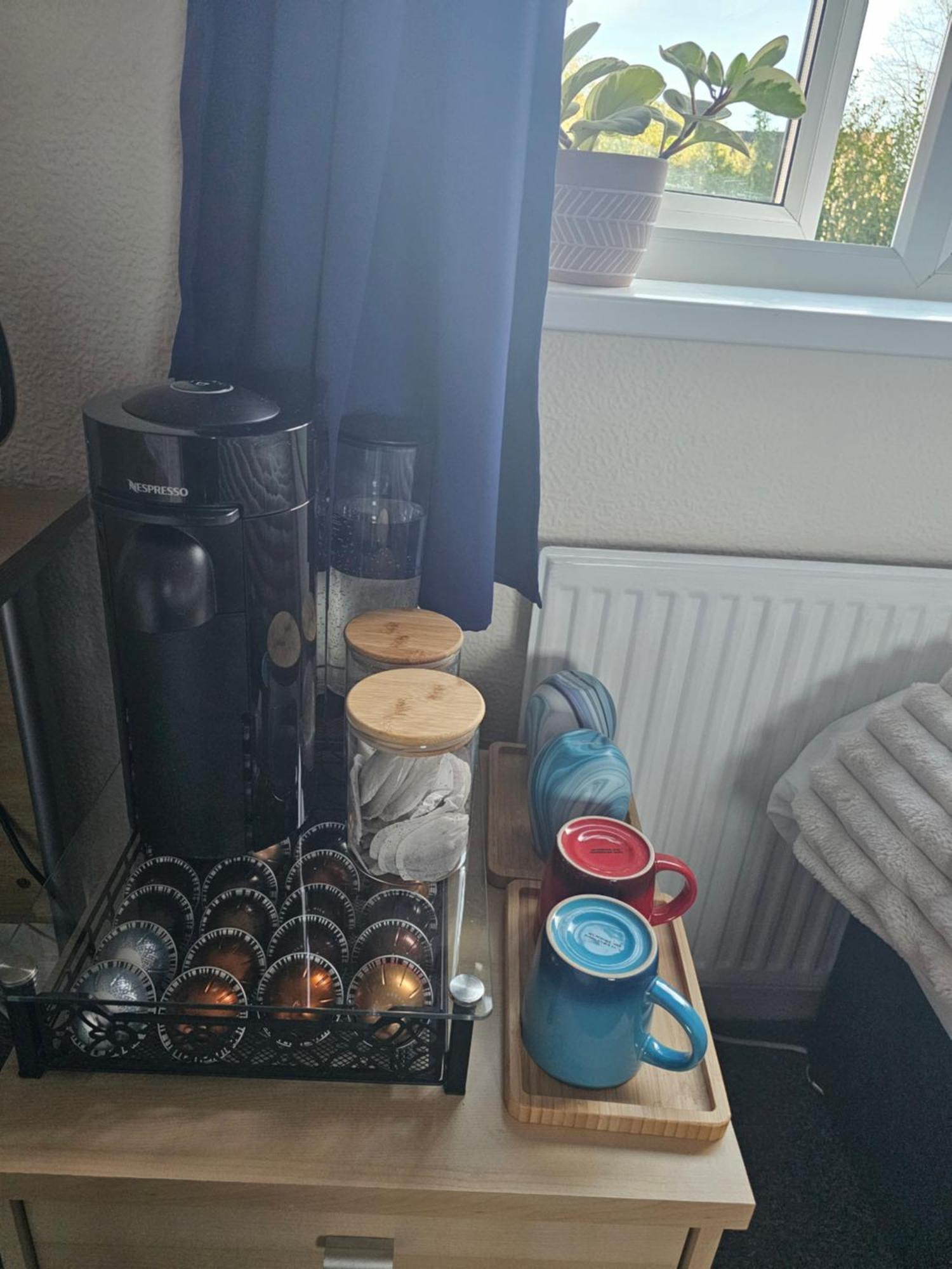 Double Bedroom Located Close To Manchester Airport وايثن شاو المظهر الخارجي الصورة